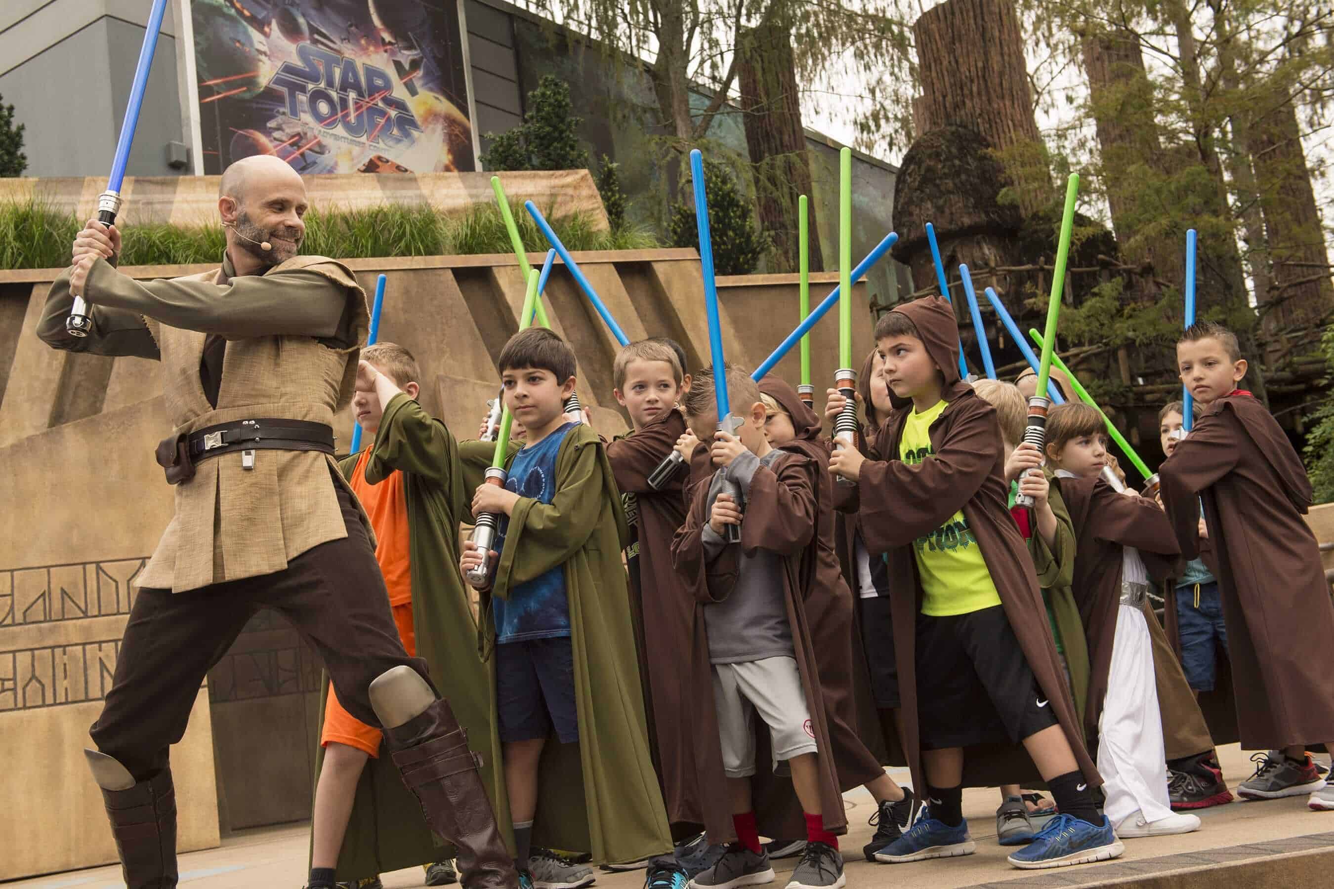 jedi master at show with kids