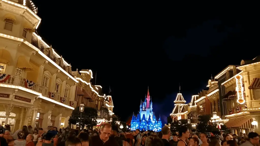5 Tips For Celebrating 4th Of July At Disney World Tips 2