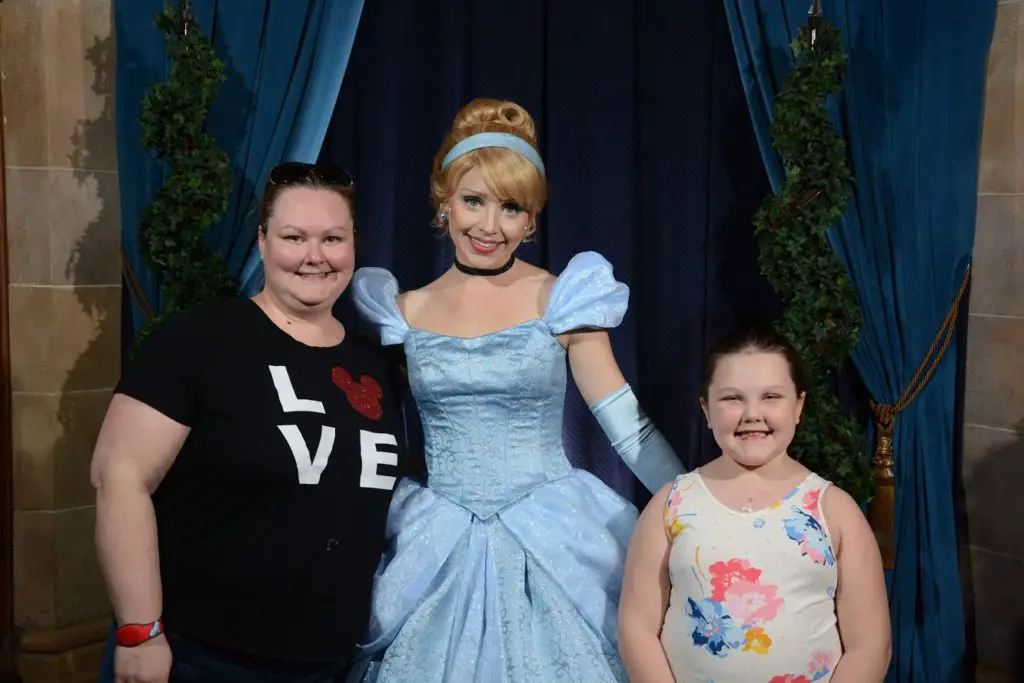 How To Get Reservations at Cinderella's Royal Table Dining 2