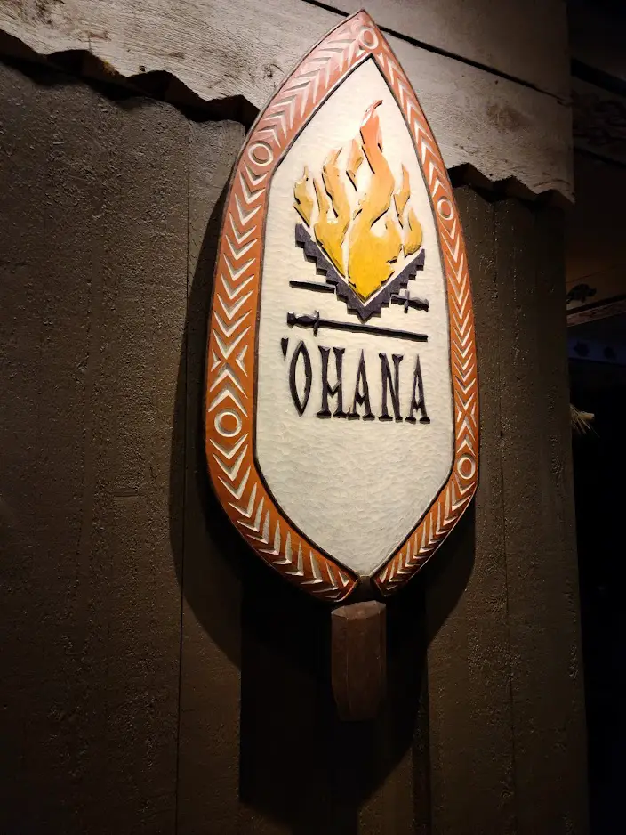 Eating At Ohana : Everything You Need To Know Dining 5
