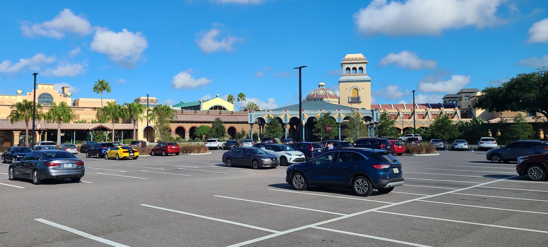 Can I Park At A Disney Resort Without Staying There? Disney World Resorts 4