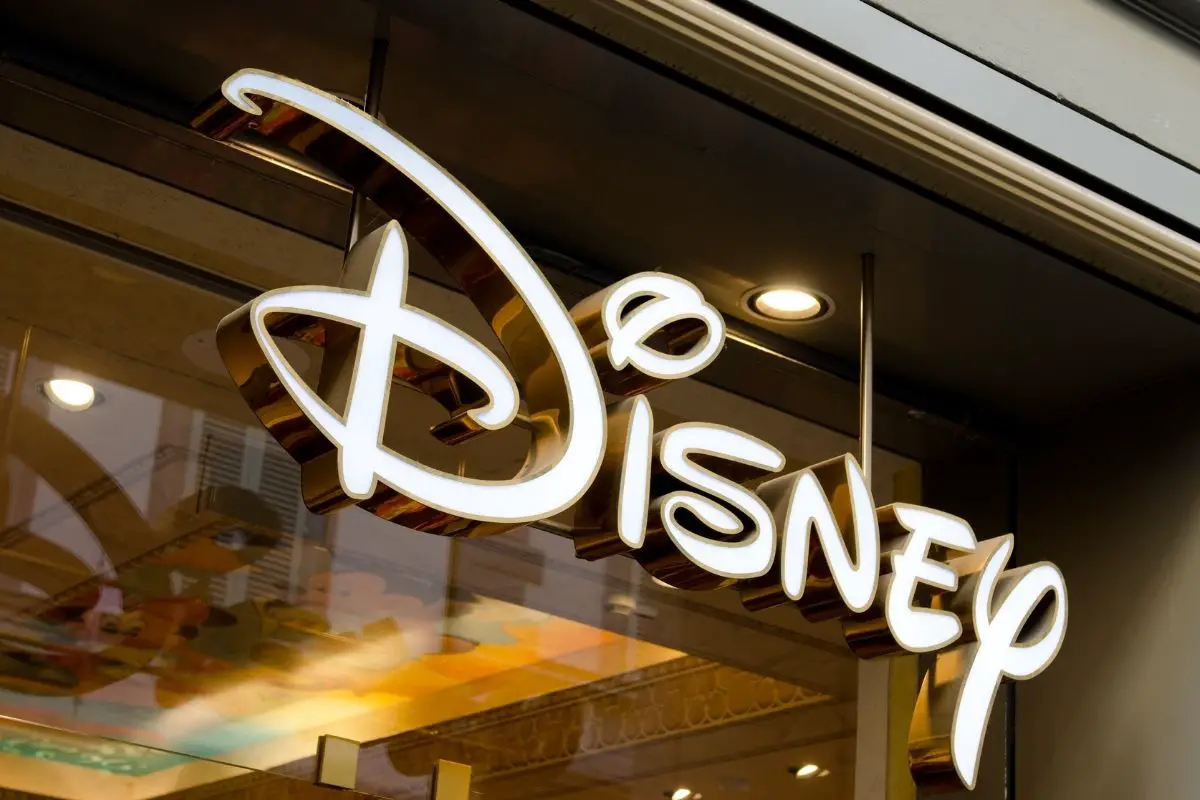 Does Disney Own Warner Bros?