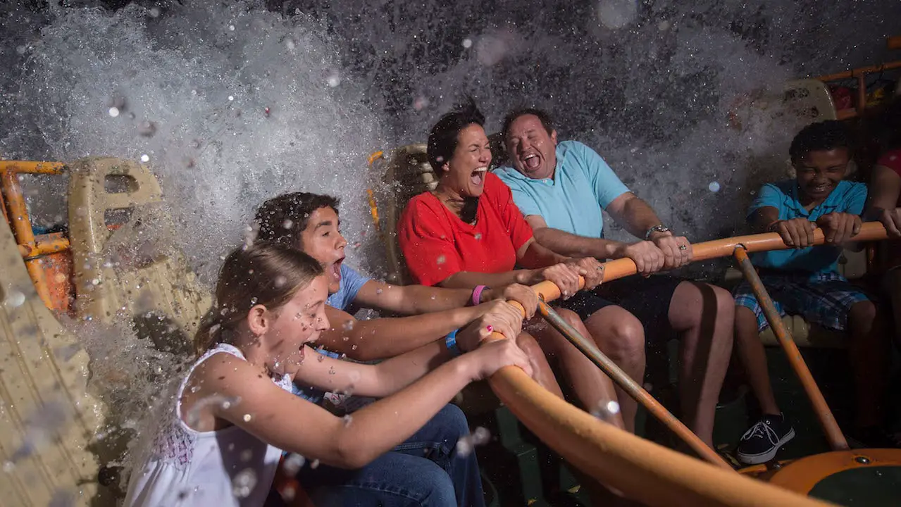 10 Creative Ways to Stay Cool at Disney this Summer Tips 6