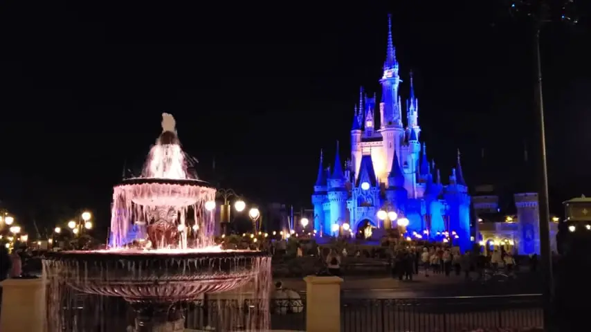 Magic Kingdom At Walt Disney World : Ultimate Guide Magic Kingdom 1