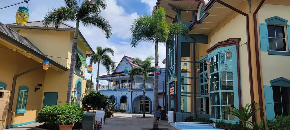 Disney's Caribbean Beach Resort Guide 1