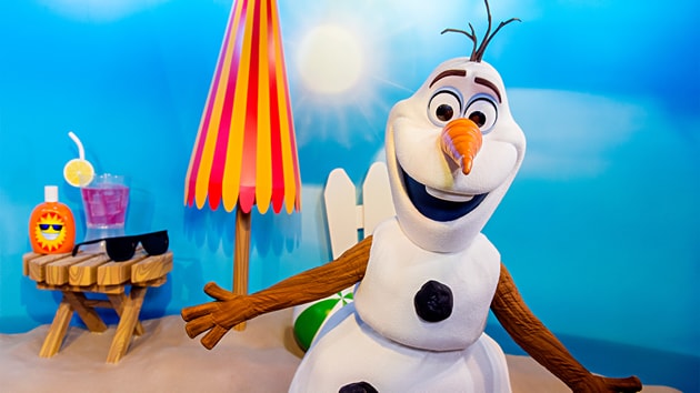10 Creative Ways to Stay Cool at Disney this Summer Tips 3