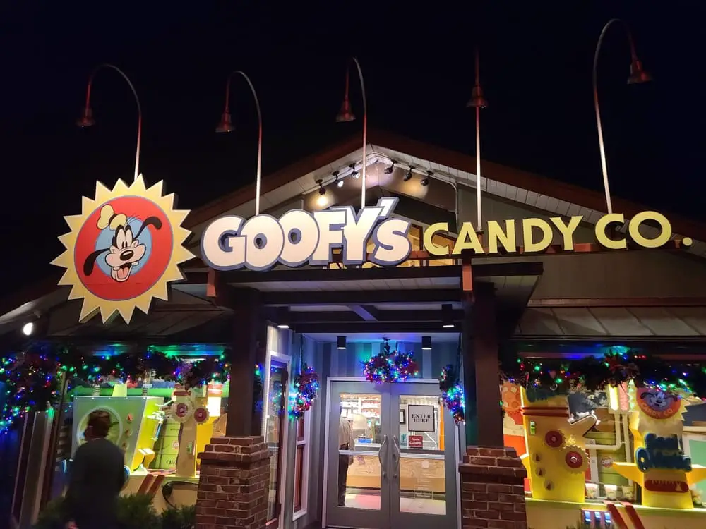 Top 5 Treats At Goofy's Candy Co Disney Springs 1