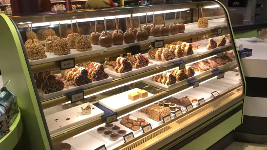 Top 5 Treats At Goofy's Candy Co Disney Springs 6